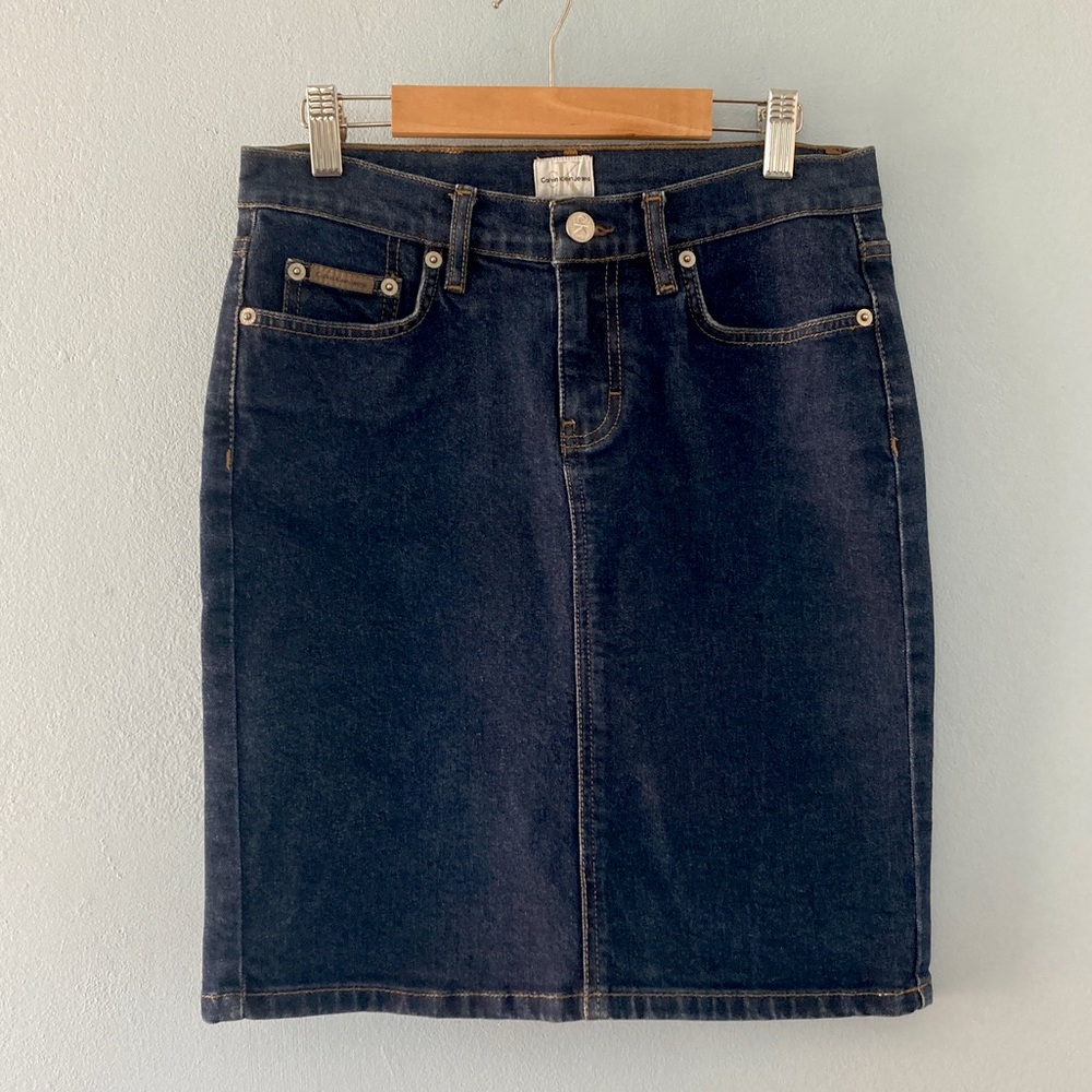 Calvin Klein dark wash denim pencil skirt